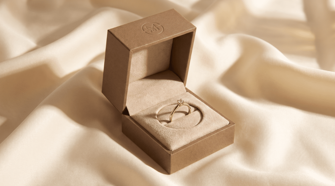 jewellery packaging - custom ring box